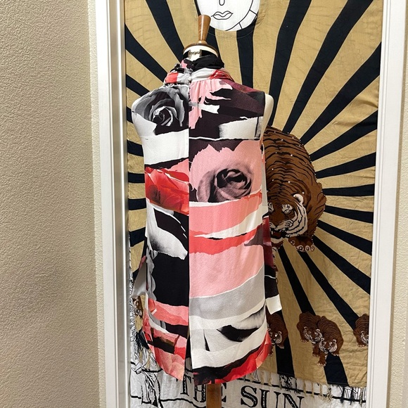 🌈 Amazing Rose art city top - Picture 8 of 13